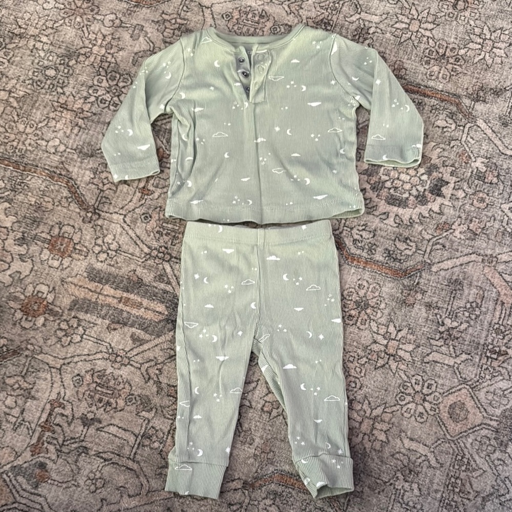 Kids Pajamas in Light Green